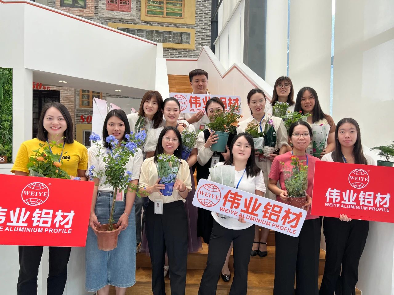 以愛(ài)澆灌，禮贈母親 | 偉業(yè)鋁材感恩母親節職工活動(dòng)圓滿(mǎn)舉辦